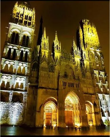 Mezzanine アパート *