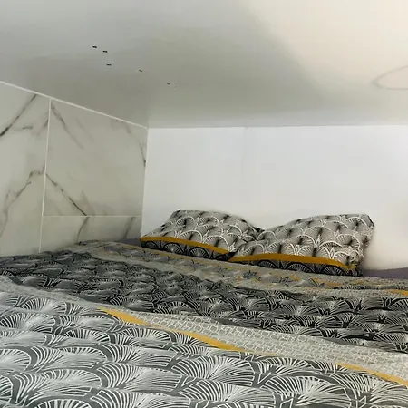 アパート Mezzanine ルーアン